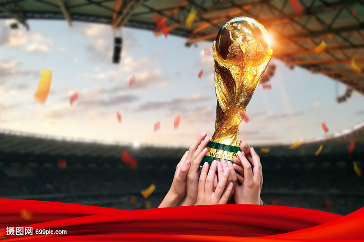 立下了赫赫 立下了赫赫