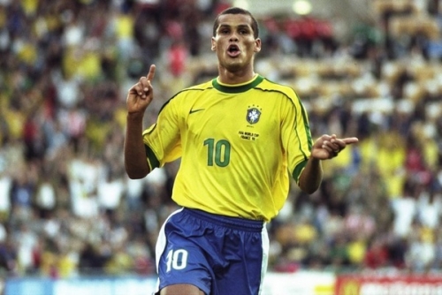 国际排名远 国际排名远